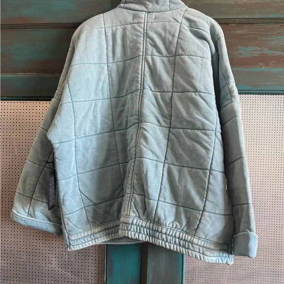 Forever 21 Light Blue Quilted Puffer Jacket - Picture 2 of 3